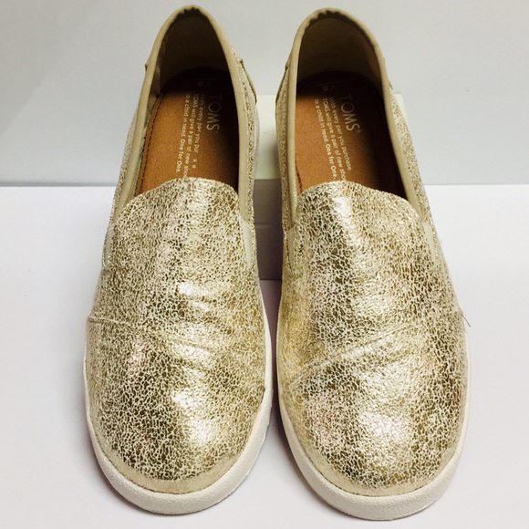 Toms Glittery Gold Slip-ons (6Y) - Picture 4 of 7